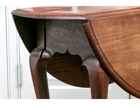 American Chippendale Mahogany Drop Leaf Tea Table, Ca. 1860-80