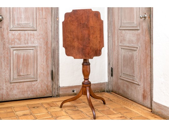 Connecticut Federal Cherry Tilt Top Spider Leg Candle Stand, Ca. 1790-1810