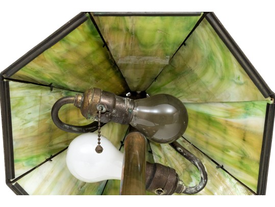 Bradley & Hubbard Arts & Craft Style Slag Glass Table Lamp