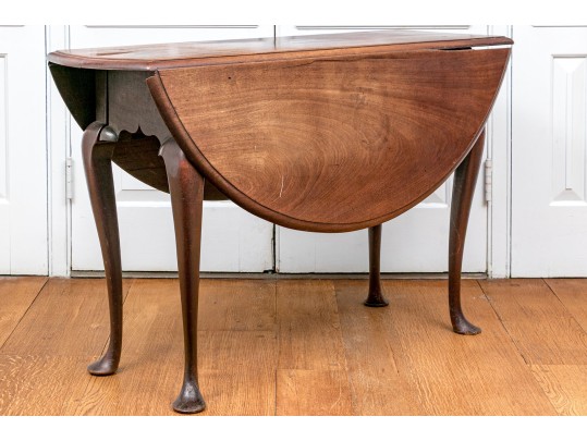 American Chippendale Mahogany Drop Leaf Tea Table, Ca. 1860-80