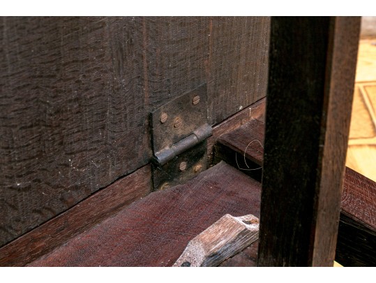 English 18th C. Oak Bobbin Turned Gate Leg Table