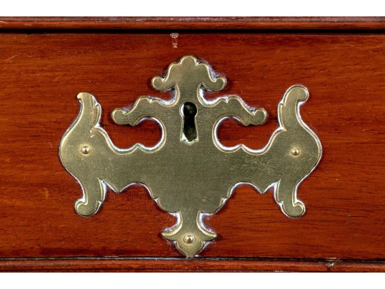 Massachusetts Mahogany Oxbow Slant Front Desk, Ca. 1760-80