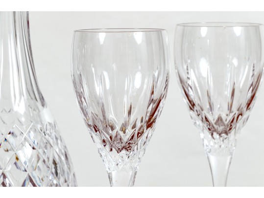 Waterford Lidded Decanter With Four Goblets