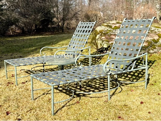 Pair Of Brown Jordan Vintage Chaise Lounges With Side Table