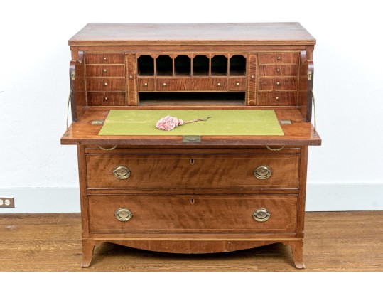 American Late Federal Butlers Desk, Ca. 1800-1820, Probably Mid-Atlantic States