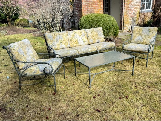 Brown Jordan Outdoor Patio Set