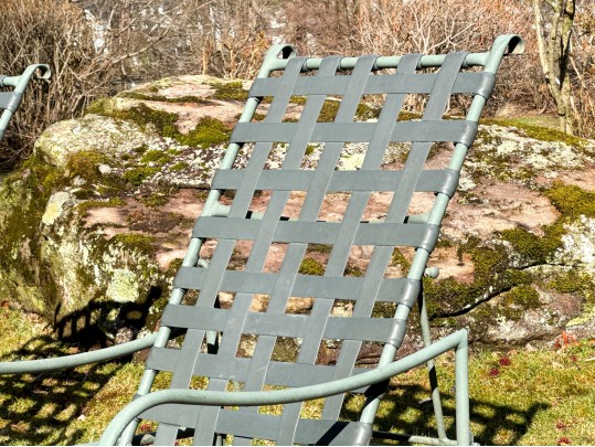 Pair Of Brown Jordan Vintage Chaise Lounges With Side Table