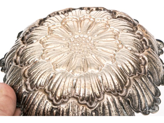 Italian Gianmaria Buccellati Sterling Silver Foliate Form Bowl, 8.22 Ozt. 