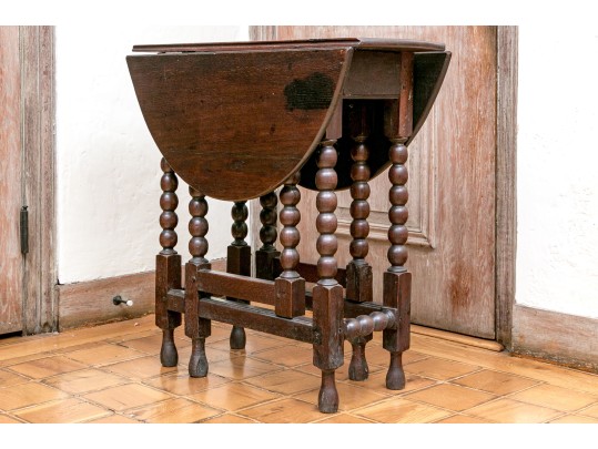 English 18th C. Oak Bobbin Turned Gate Leg Table