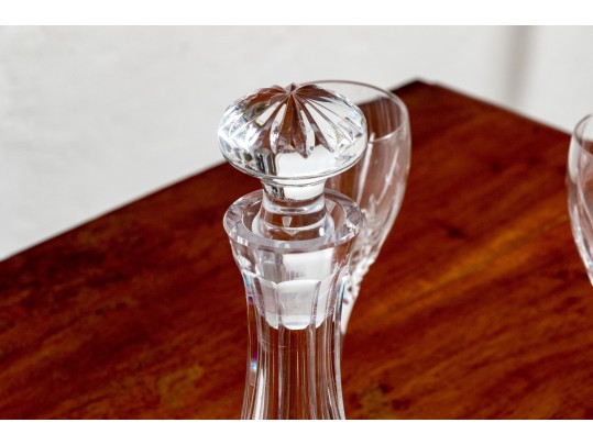Waterford Lidded Decanter With Four Goblets