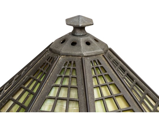 Bradley & Hubbard Arts & Craft Style Slag Glass Table Lamp
