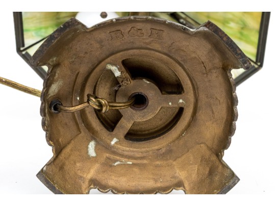 Bradley & Hubbard Arts & Craft Style Slag Glass Table Lamp