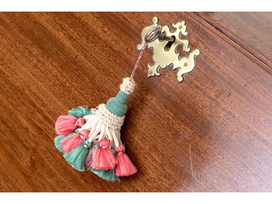 Classic Massachusetts Mahogany Chippendale Slant Front Desk, Ca. 1770-90