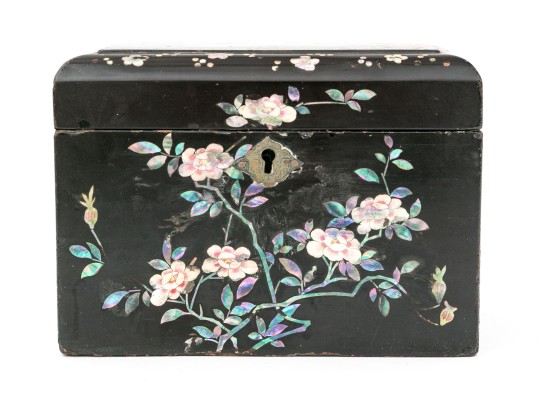 Chinese Export Lacquered And Mother Of Pearl Inlaid Tea Caddy, 19th Century
