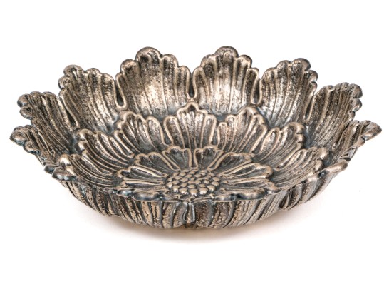Italian Gianmaria Buccellati Sterling Silver Foliate Form Bowl, 8.22 Ozt. 
