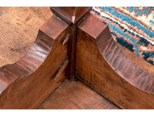 New England Cherry Queen Anne Tea Table, Ca. 1760-80