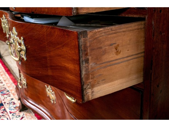 Massachusetts Mahogany Oxbow Slant Front Desk, Ca. 1760-80