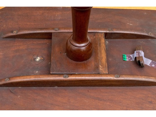 American Federal Tilt Top Mahogany Spider Leg Candle Stand, Ca. 1800-20
