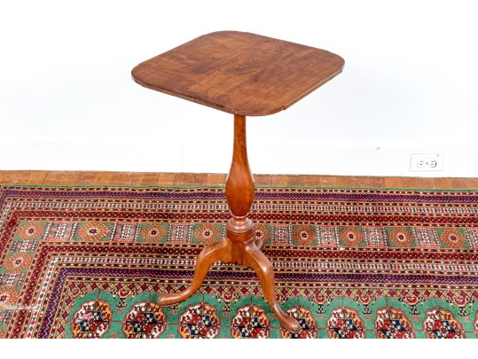 Connecticut Late Federal Silppered Foot Cherry Tilt Top Stand, Ca. 1800-1820