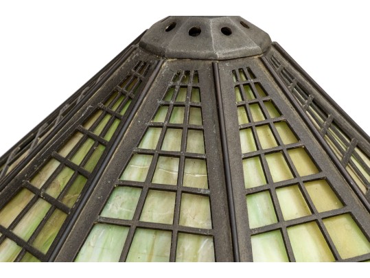 Bradley & Hubbard Arts & Craft Style Slag Glass Table Lamp