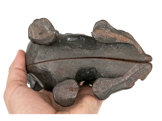 Cast Iron Seated Bulldog Form Door Stop