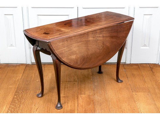 American Chippendale Mahogany Drop Leaf Tea Table, Ca. 1860-80