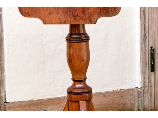 Connecticut Federal Cherry Tilt Top Spider Leg Candle Stand, Ca. 1790-1810