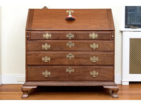 Classic Massachusetts Mahogany Chippendale Slant Front Desk, Ca. 1770-90