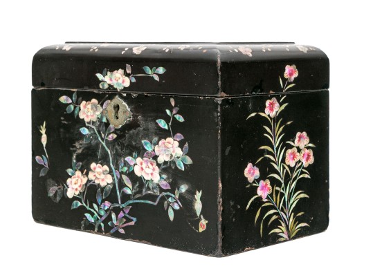 Chinese Export Lacquered And Mother Of Pearl Inlaid Tea Caddy, 19th Century