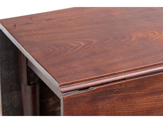 American Queen Anne Mahogany Drop Leaf Table, Ca. 1750-70