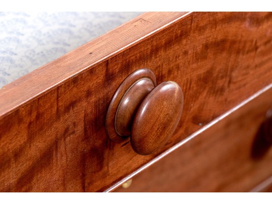 Late Federal New York Chest Of Drawers, Ca. 1815-25