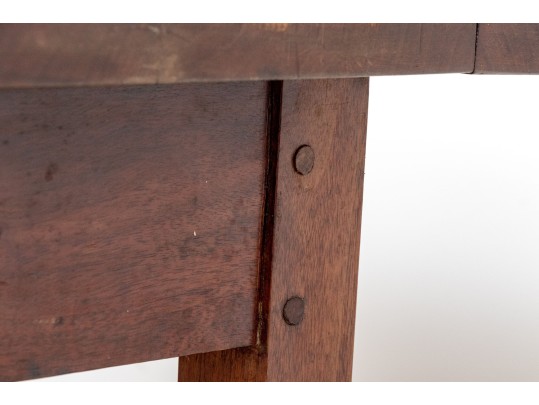 American Late Federal Mahogany Farmhouse Drop Leaf Table, Ca. 1810-30