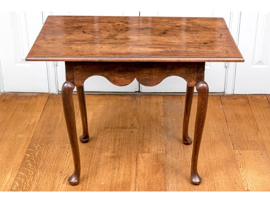 New England Cherry Queen Anne Tea Table, Ca. 1760-80