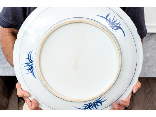 Chinese Export Blue Willow Porcelain Charger, 20th C.