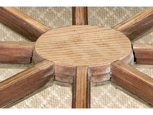 Rustic Wood Wagon Wheel