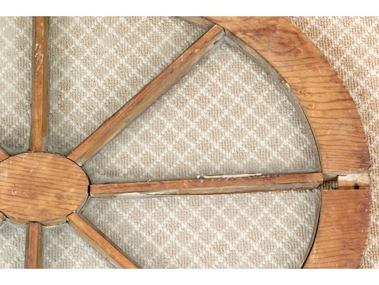 Rustic Wood Wagon Wheel