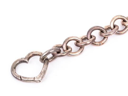 Tiffany & Co. Sterling Silver Heart Form Clasped Chunky Link Bracelet 