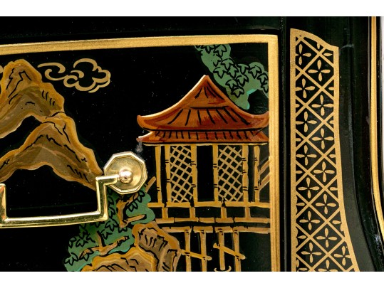 Drexel Heritage Et Cetera Collection Vintage Chinoiserie Dresser