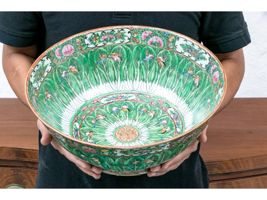 Substantial Chinese Export Famille Rose Centerpiece Bowl