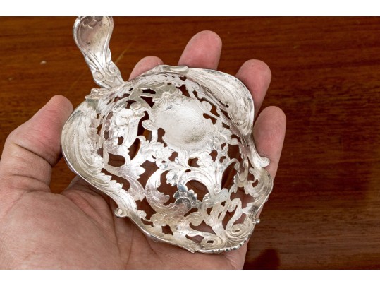 Theodore B. Starr Antique Bonbonnière Sterling Spoon, 8.34 Ozt.