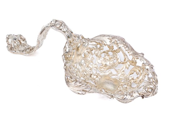 Theodore B. Starr Antique Bonbonnière Sterling Spoon, 8.34 Ozt.