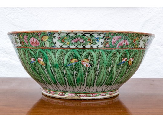 Substantial Chinese Export Famille Rose Centerpiece Bowl