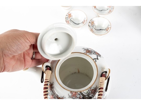 Fujita Kutani Trademark Japan Vintage Japanese Sake/Tea Rice Set