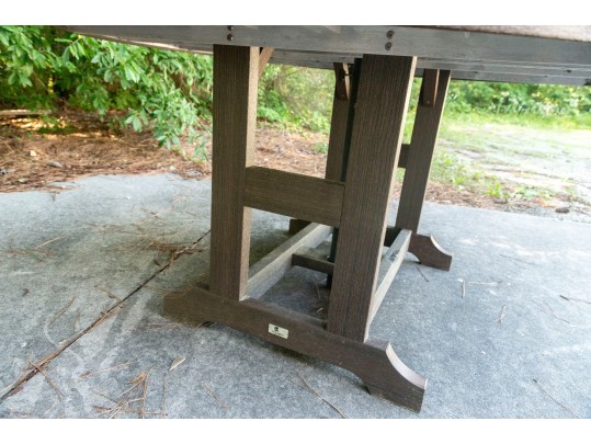 Berlin Gardens Garden Classic Outdoor Round Table