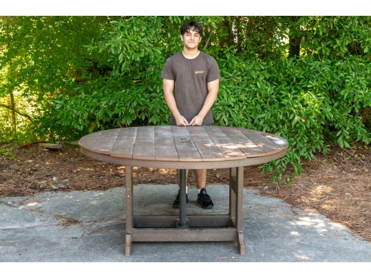 Berlin Gardens Garden Classic Outdoor Round Table