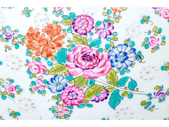 19th C. French Samson Export Style Porcelain Center Bowl