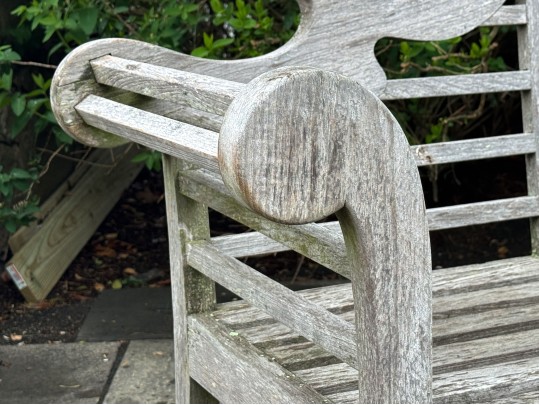 Elegant Outdoor Teak Settee
