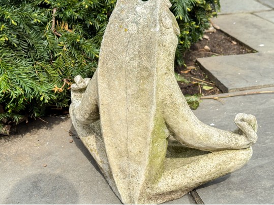 Cast Stone Zen Frog