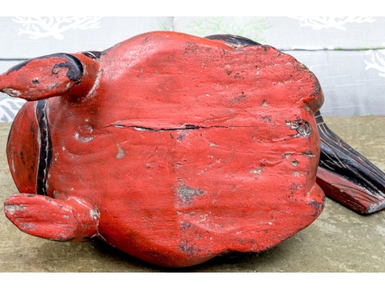 Asian Carved Bird On Frog Wood Box