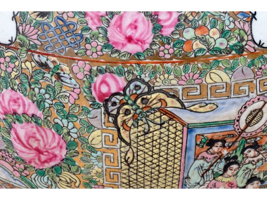 Chinese Export Rose Medallion Jardiniere, 20th C.